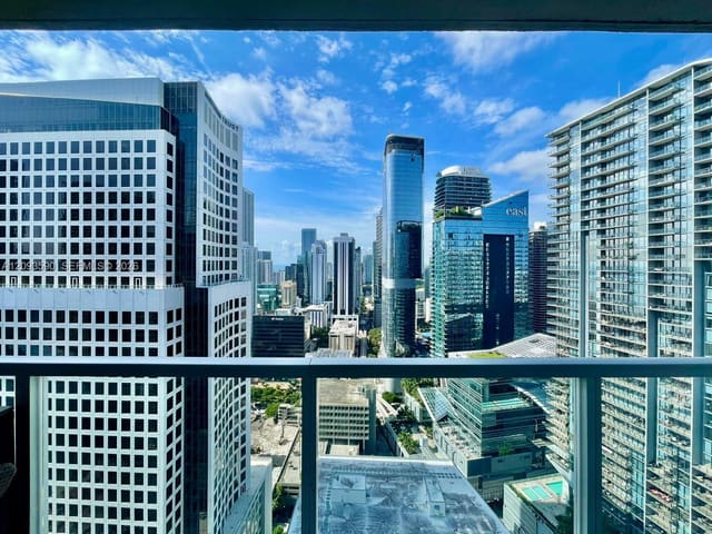 55 SE 6th Street 1902, Miami, FL 33131