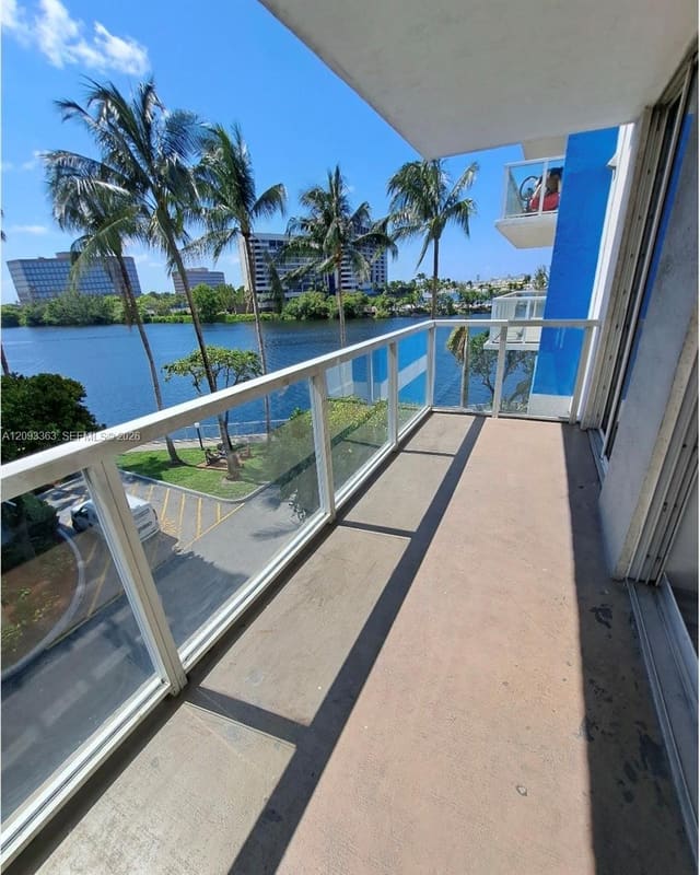 5085 NW 7th Street 403, Miami, FL 33126