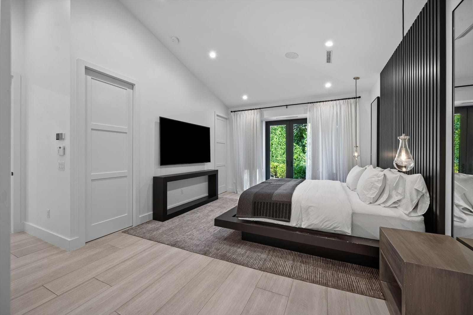 2503 Muir Circle — photo 12
