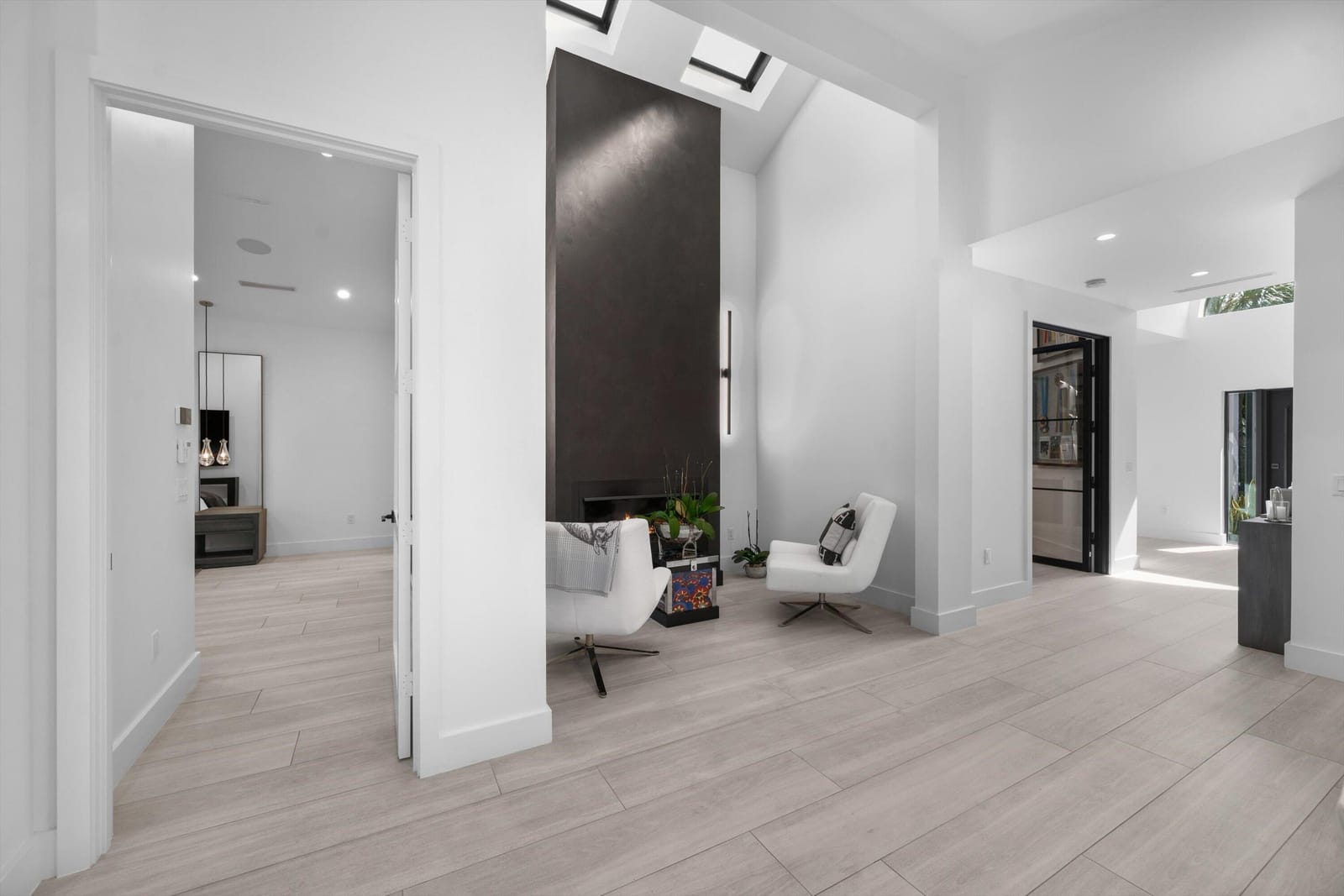 2503 Muir Circle — photo 4