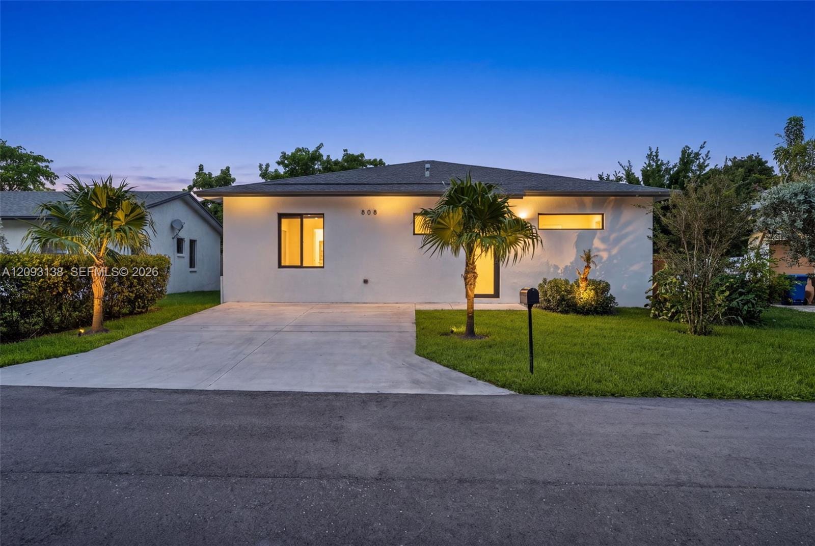 808 NW 5th Terrace — photo 1