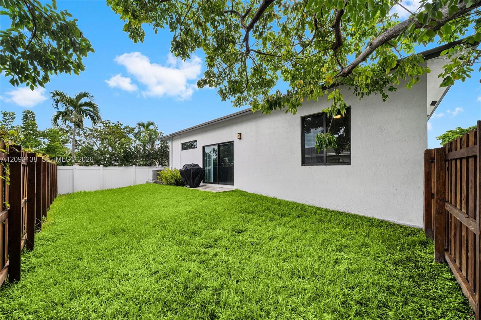 808 NW 5th Terrace, Hallandale Beach, FL 33009 photo 27