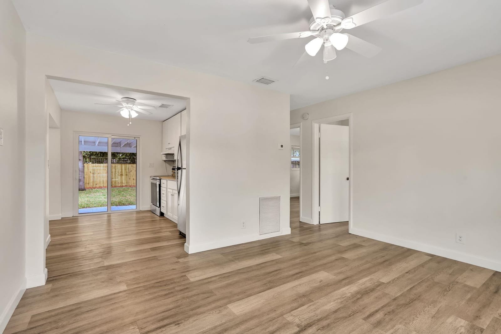 5500 N Andrews Avenue — photo 4