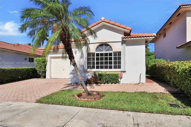 127 Danielle Court, Weston, FL 33326