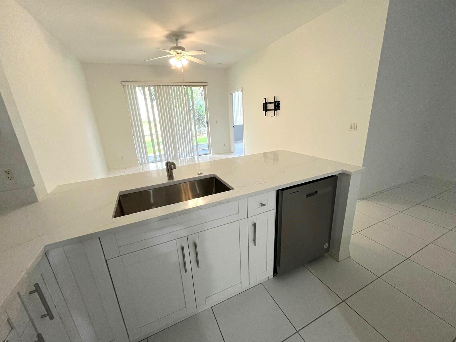 3166 VIA POINCIANA 2 — photo 12