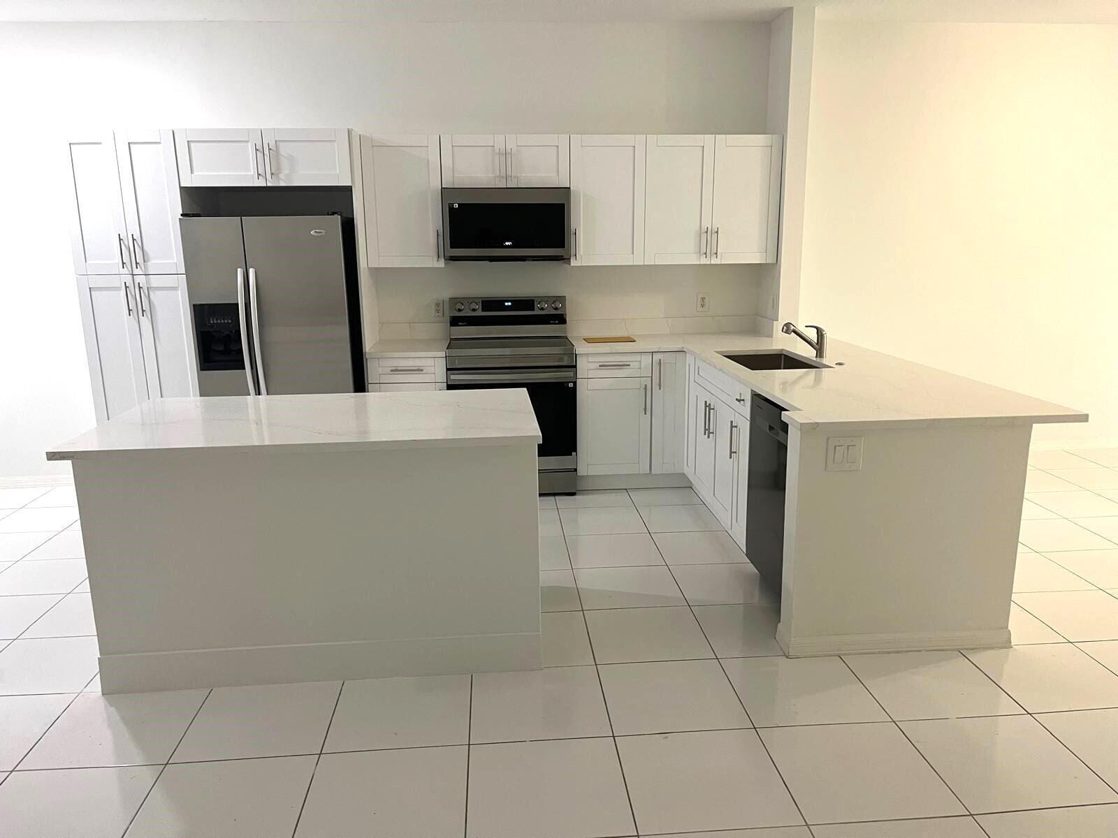 3166 VIA POINCIANA 2 — photo 8