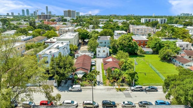 964 SW 3rd Street, Miami, FL 33130
