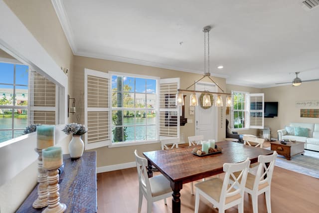 243 SW 7th Street, Pompano Beach, FL 33060