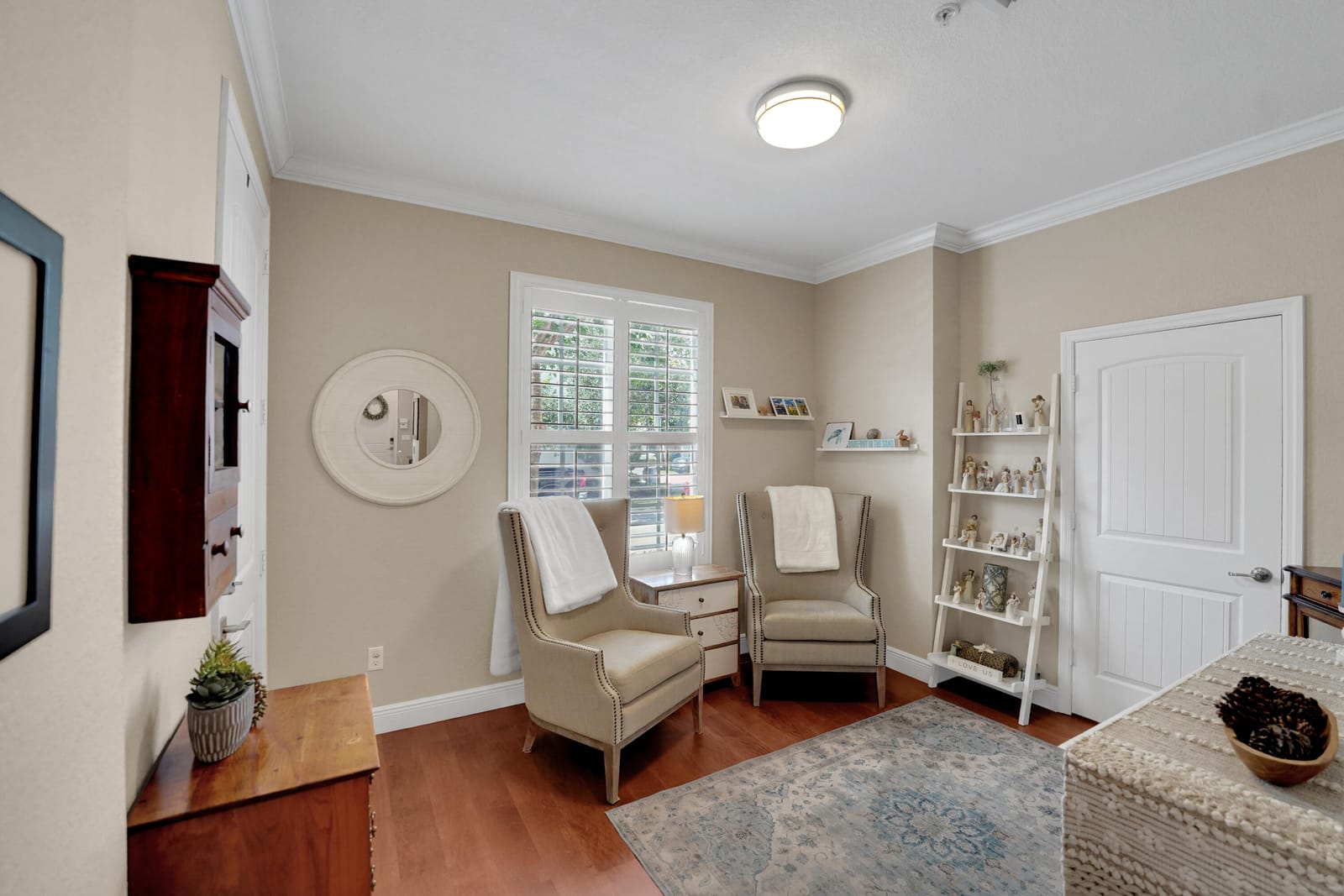 243 SW 7th Street — photo 2