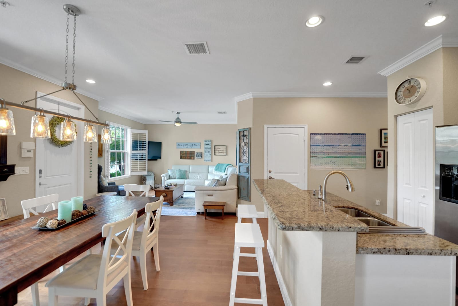 243 SW 7th Street — photo 12