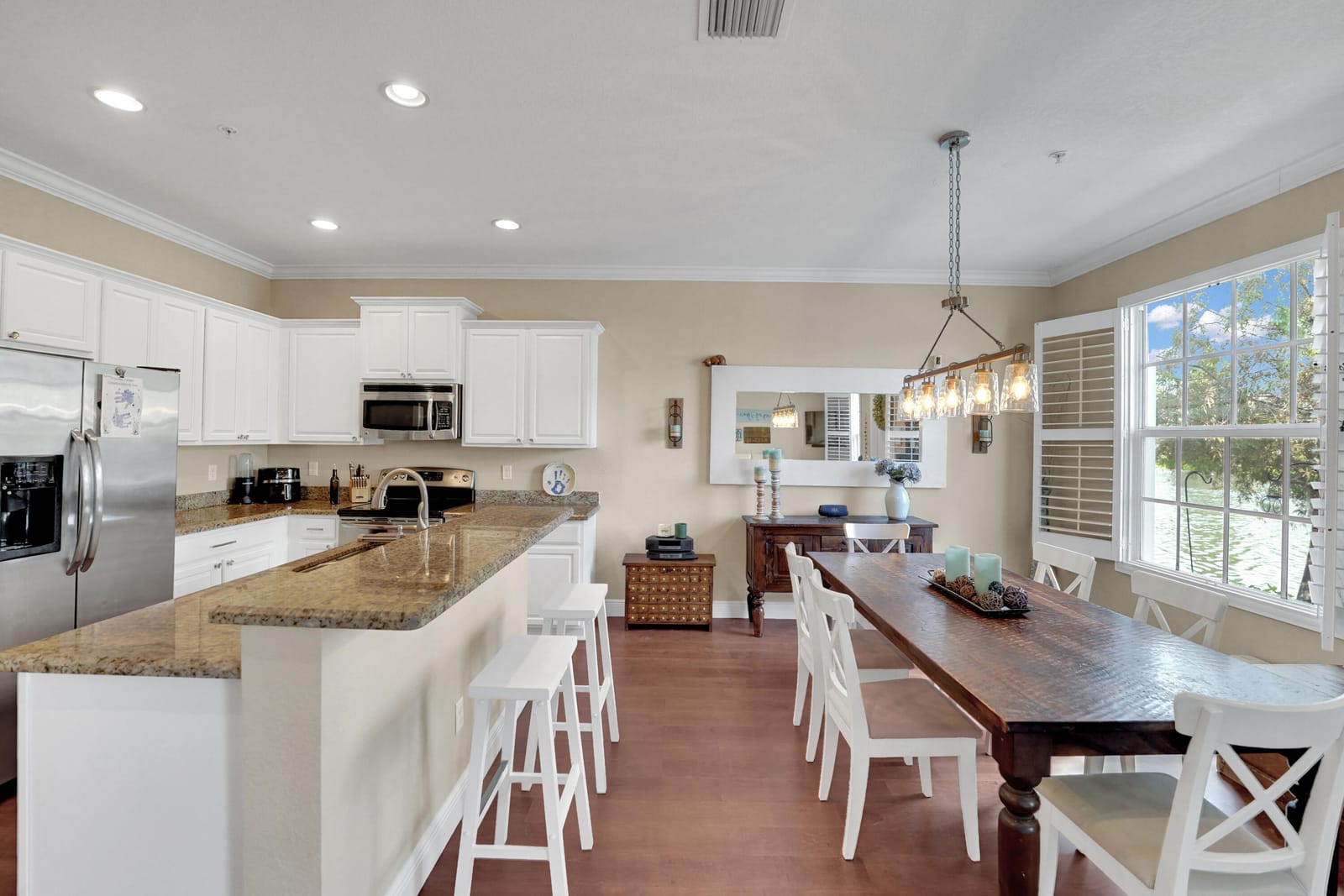 243 SW 7th Street — photo 10