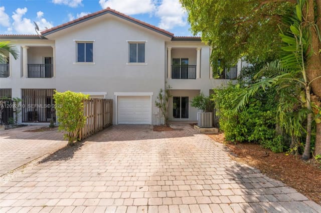 11245 SW 231st Lane, Miami, FL 33170