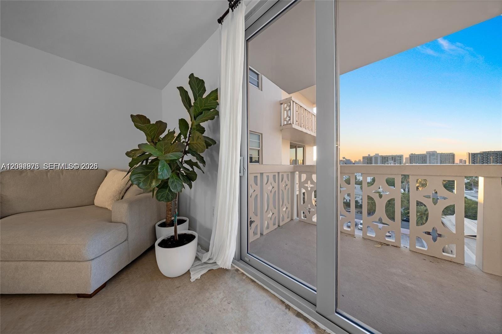 1020 Meridian Avenue 816, Miami Beach, FL 33139 photo 5