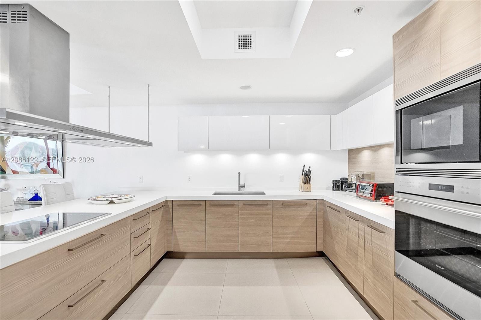 17301 Biscayne Boulevard 1207, North Miami Beach, FL 33160 photo 16