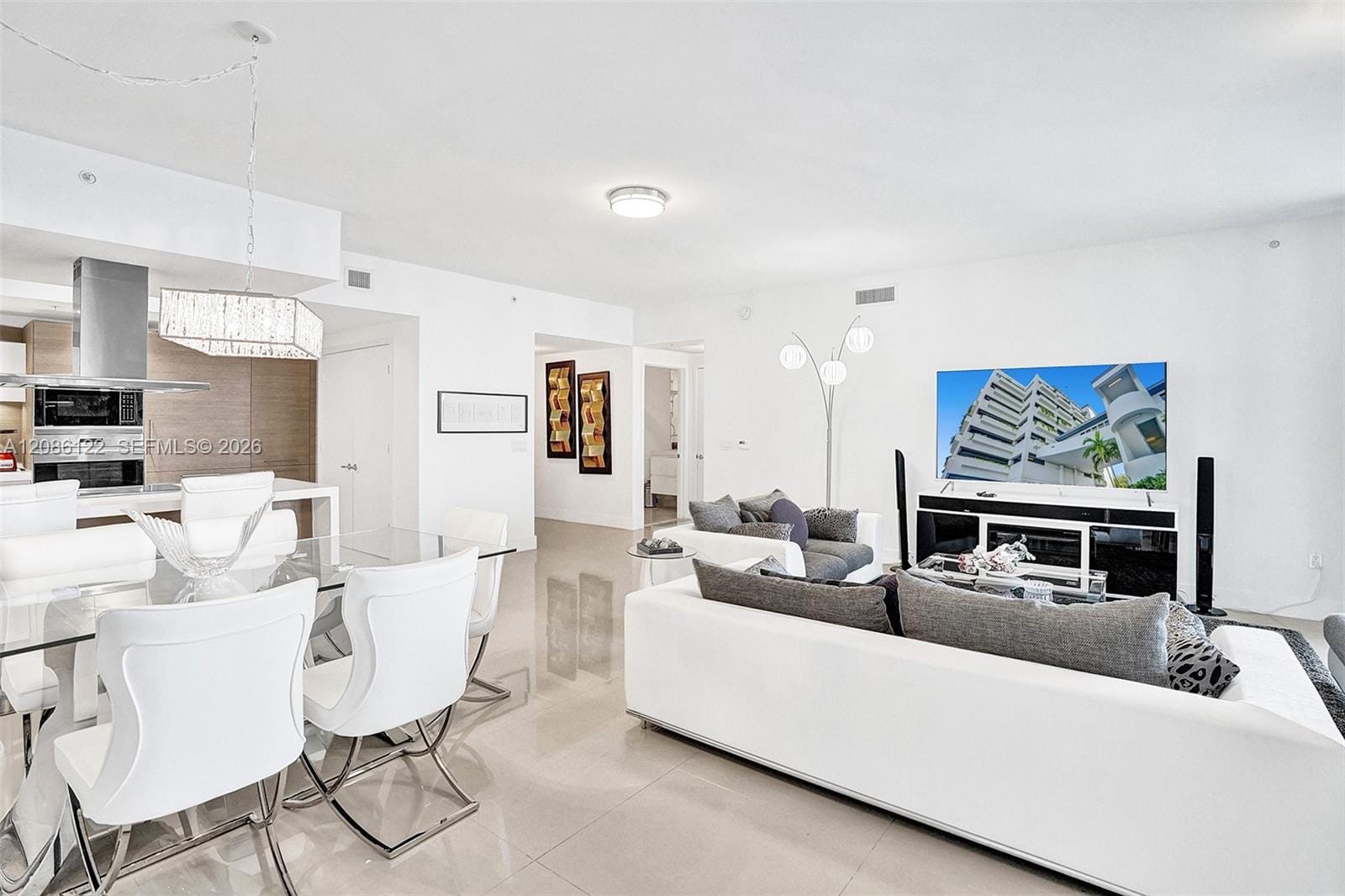 17301 Biscayne Boulevard 1207, North Miami Beach, FL 33160 photo 22