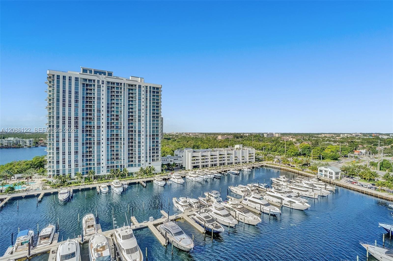 17301 Biscayne Boulevard 1207, North Miami Beach, FL 33160 photo 23