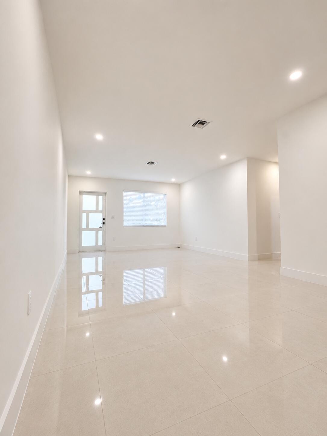 345 PINEHURST Road, Palm Springs, FL 33461 photo 3