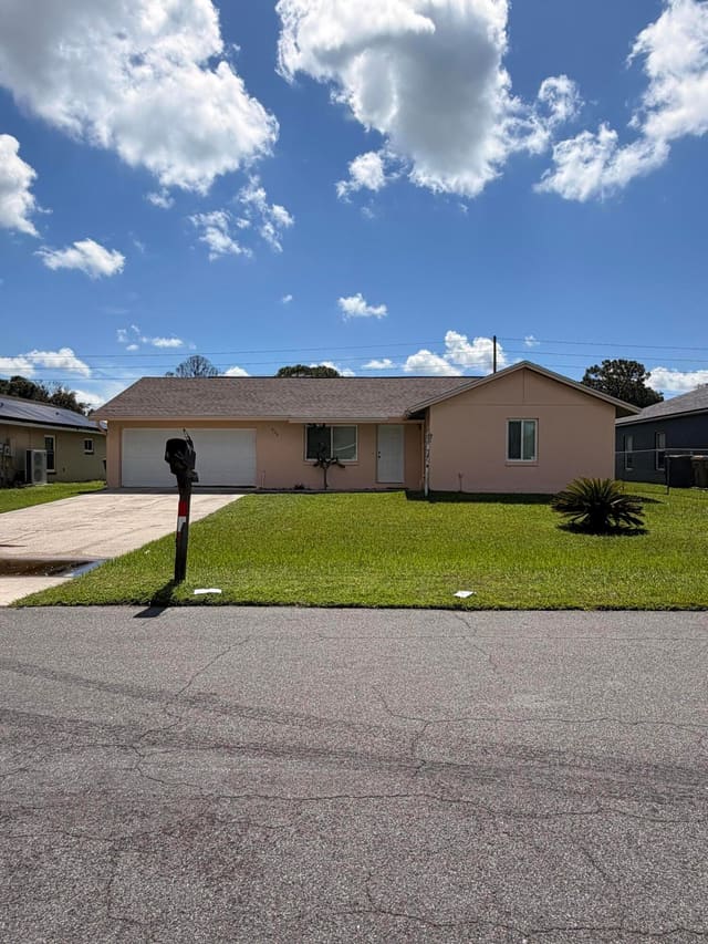 908 CUMBRAN Lane, Kissimmee, FL 34758