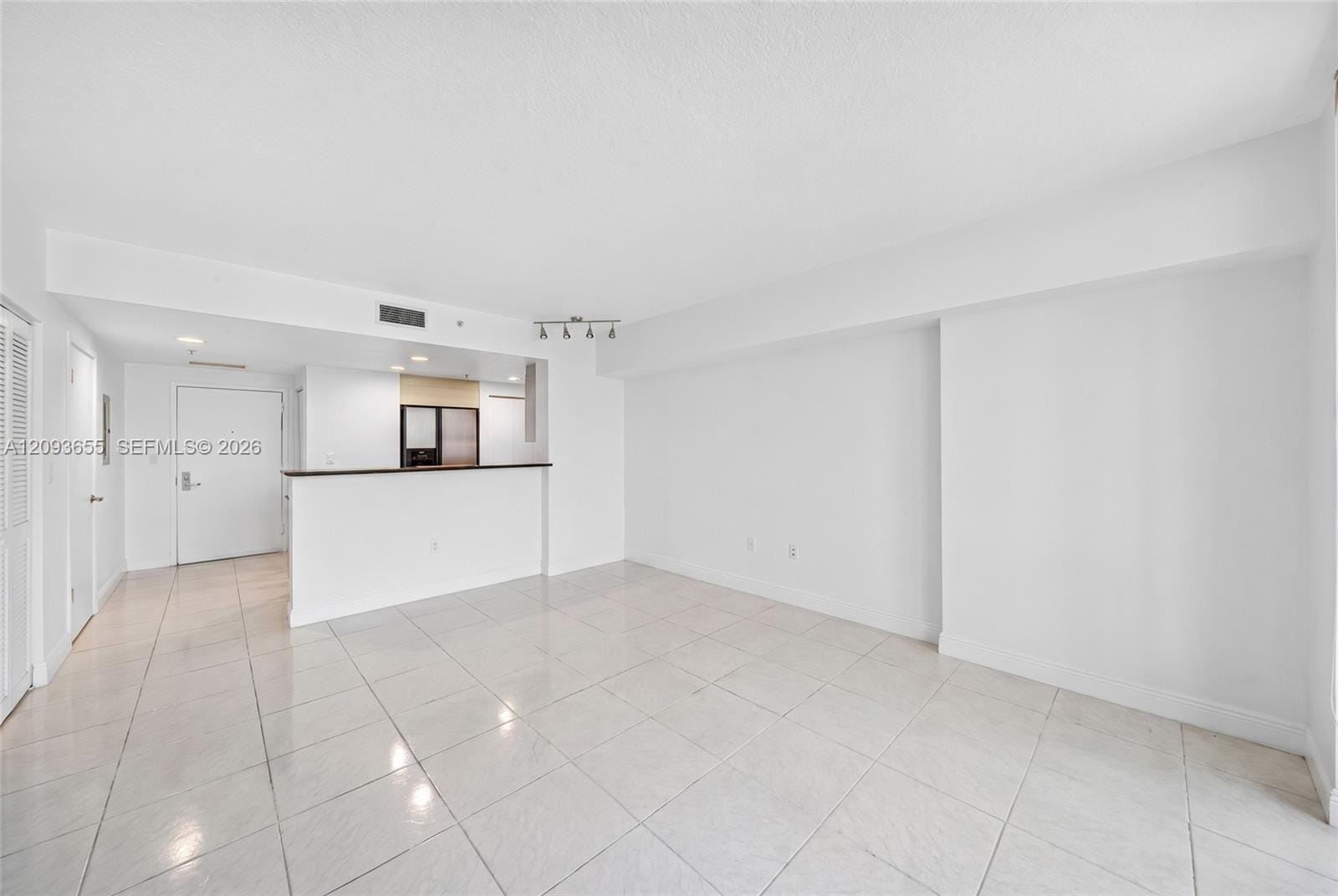 325 S Biscayne Boulevard 2320, Miami, FL 33131 photo 13