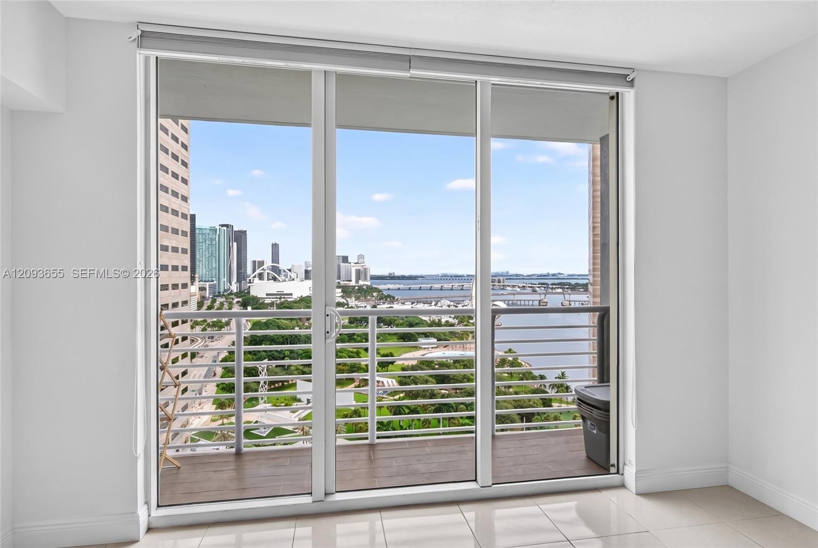 325 S Biscayne Boulevard 2320, Miami, FL 33131 photo 19