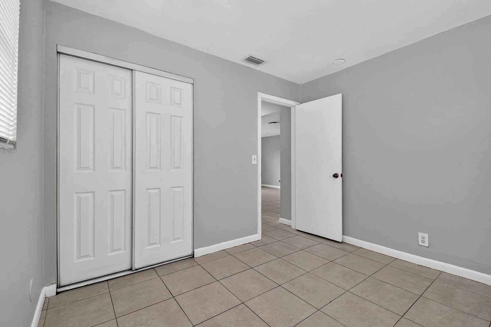 1037 W 28TH Street, Riviera Beach, FL 33404 photo 22