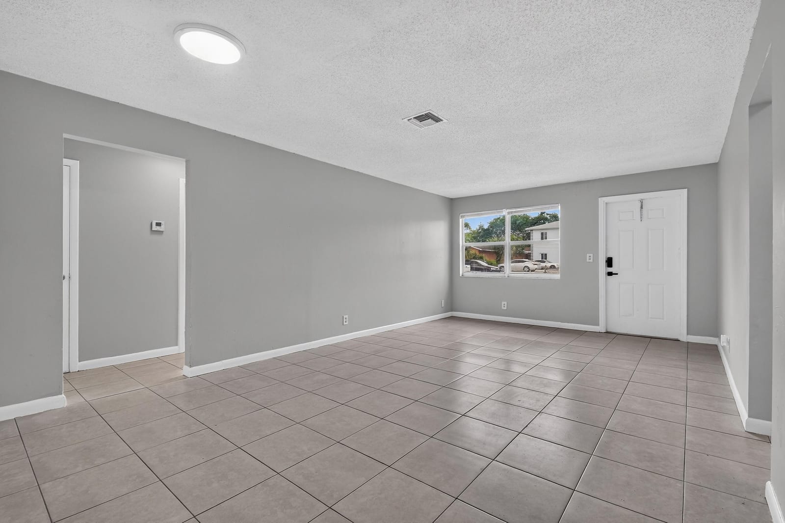 1037 W 28TH Street, Riviera Beach, FL 33404 photo 8