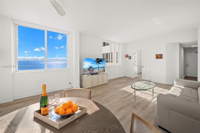 5005 Collins Avenue 1525, Miami Beach, FL 33140