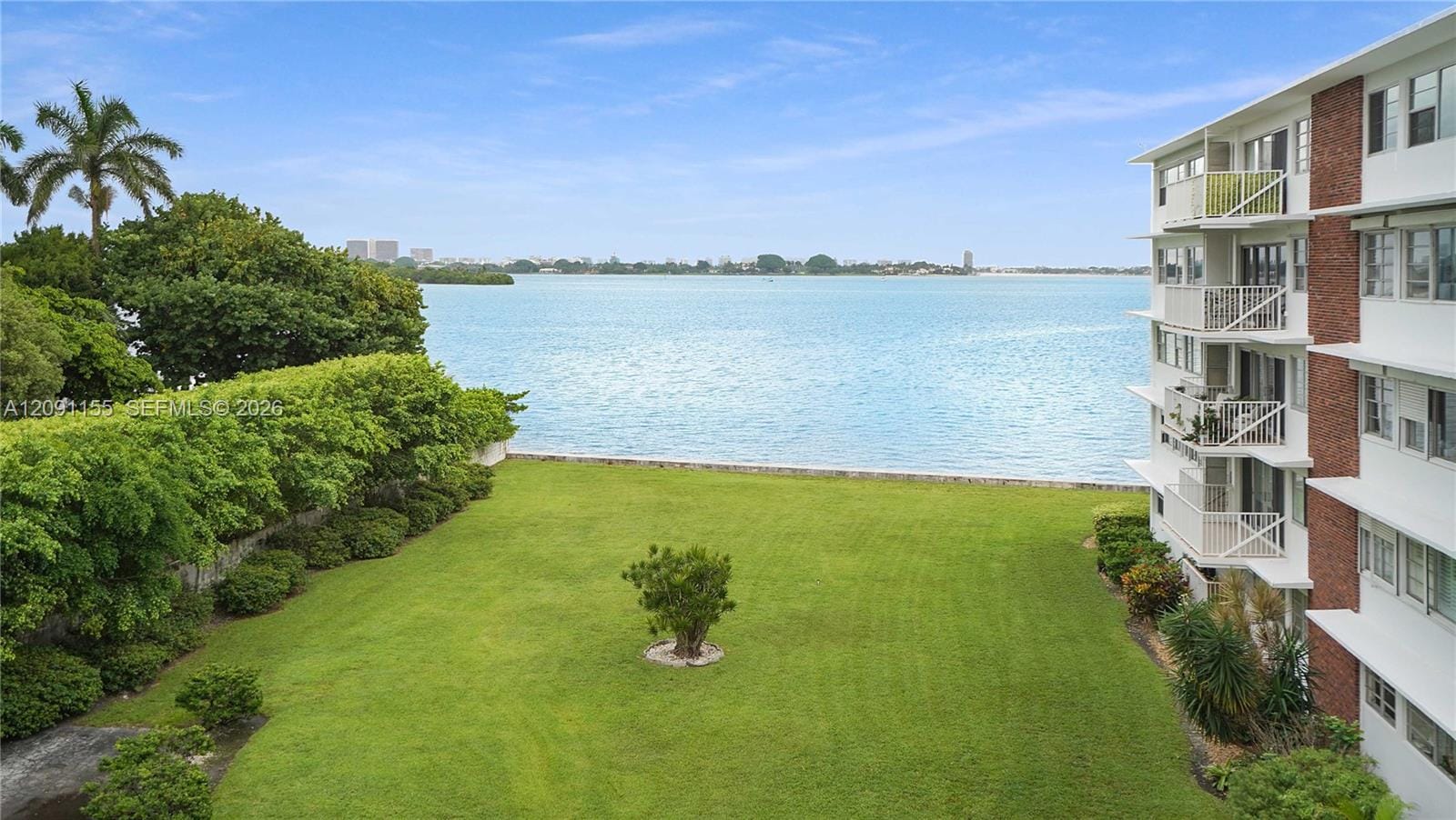 1700 NE 105th Street 406, Miami Shores, FL 33138 photo 3