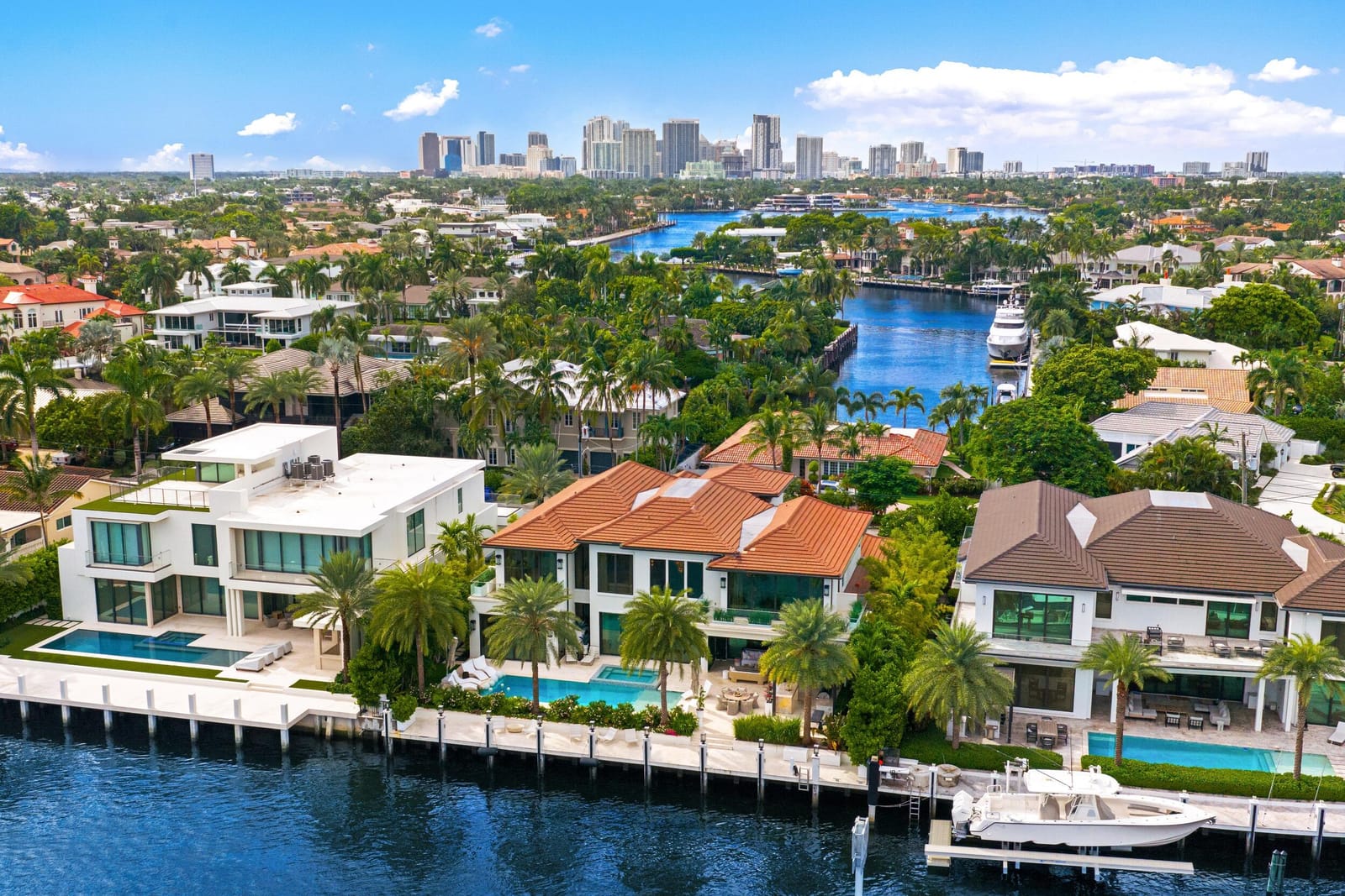 70 Isla Bahia Drive, Fort Lauderdale, FL 33316 photo 2