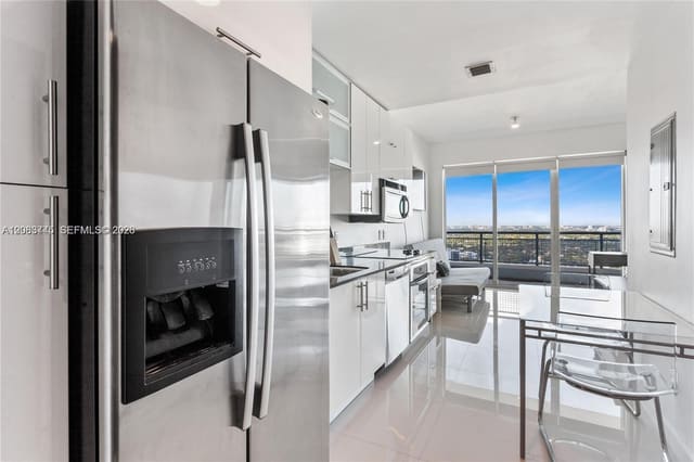 60 SW 13th Street 2219, Miami, FL 33130