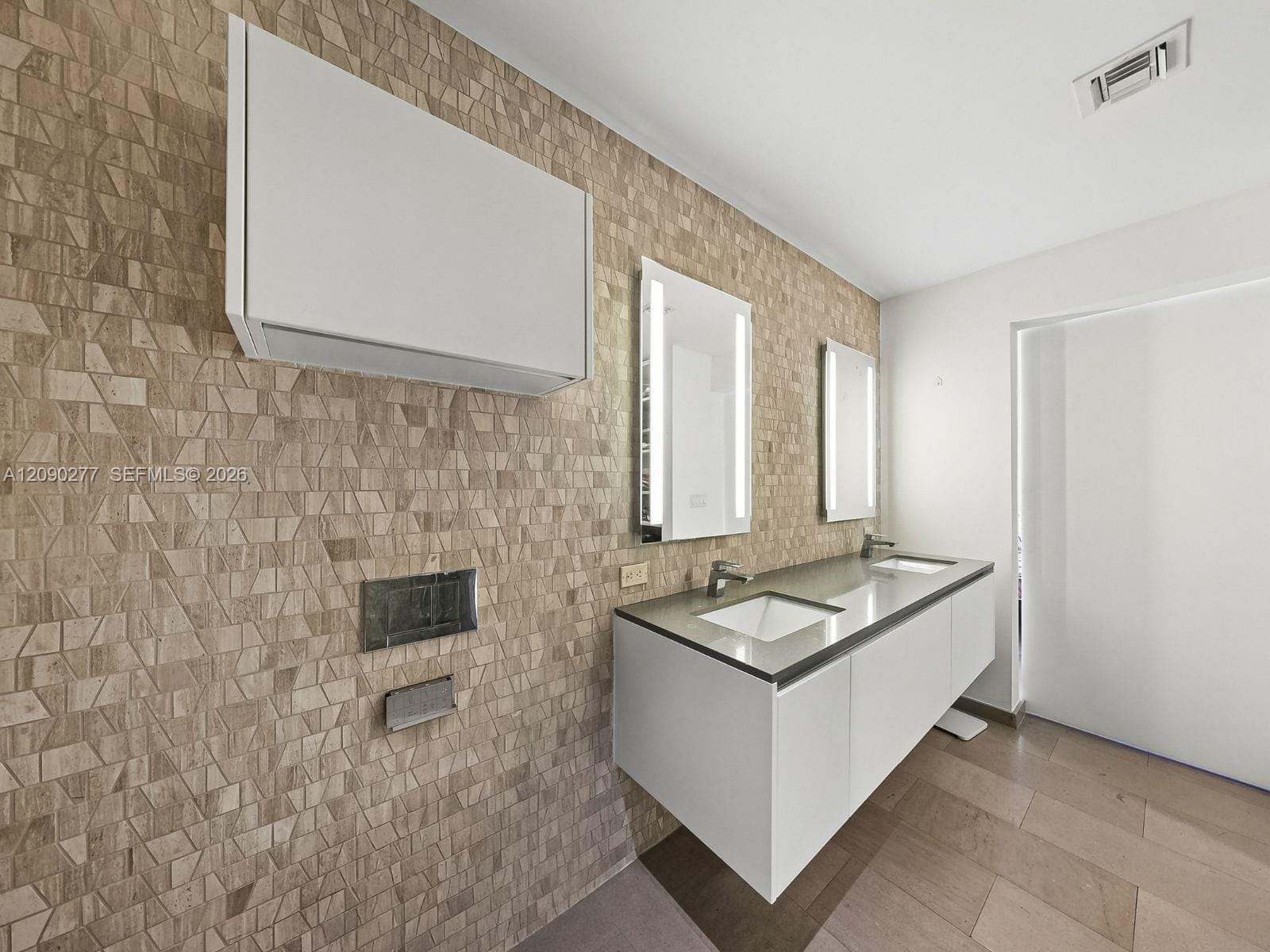 88 SW 7th Street 2506, Miami, FL 33130 photo 23