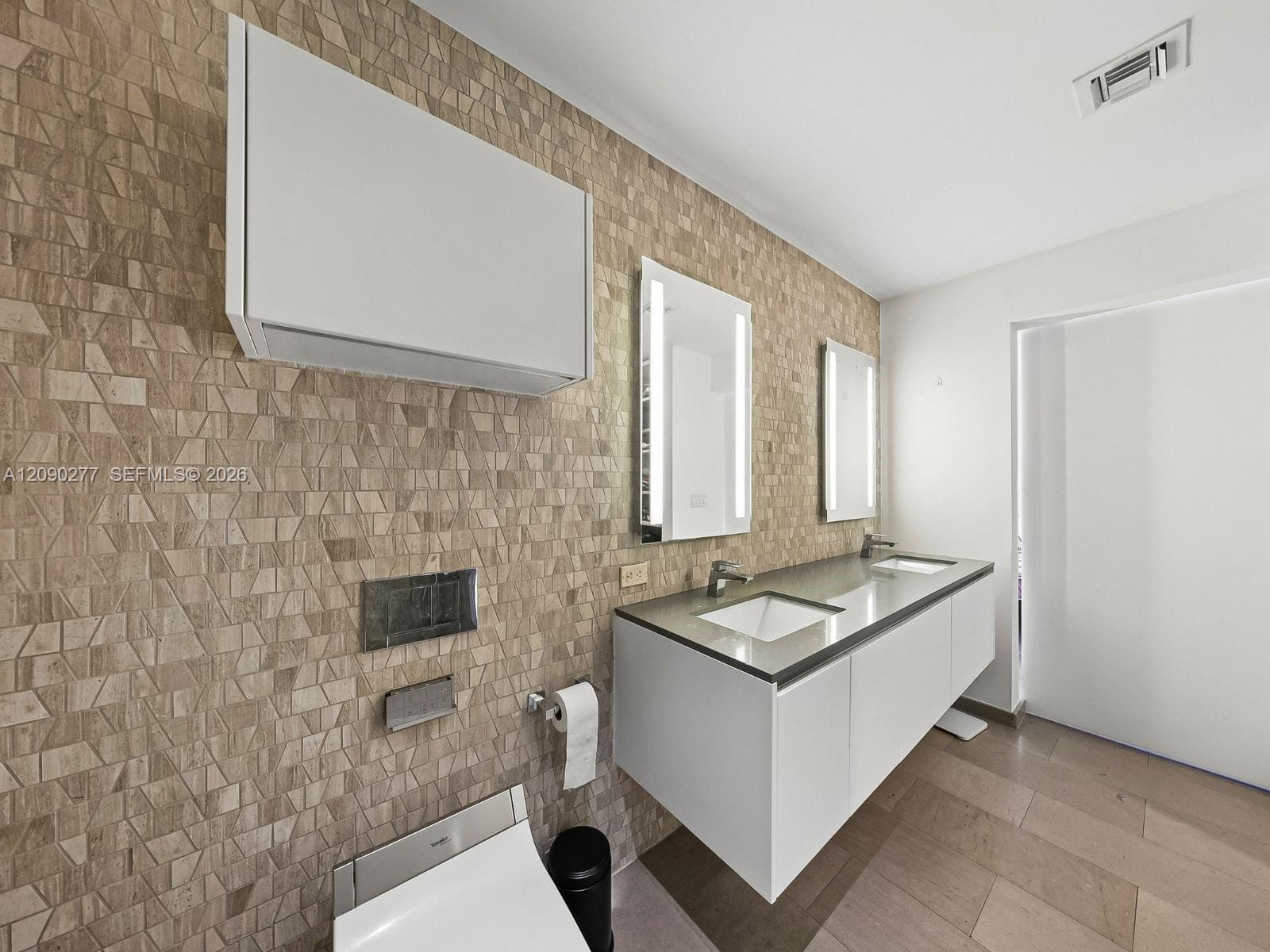 88 SW 7th Street 2506, Miami, FL 33130 photo 25