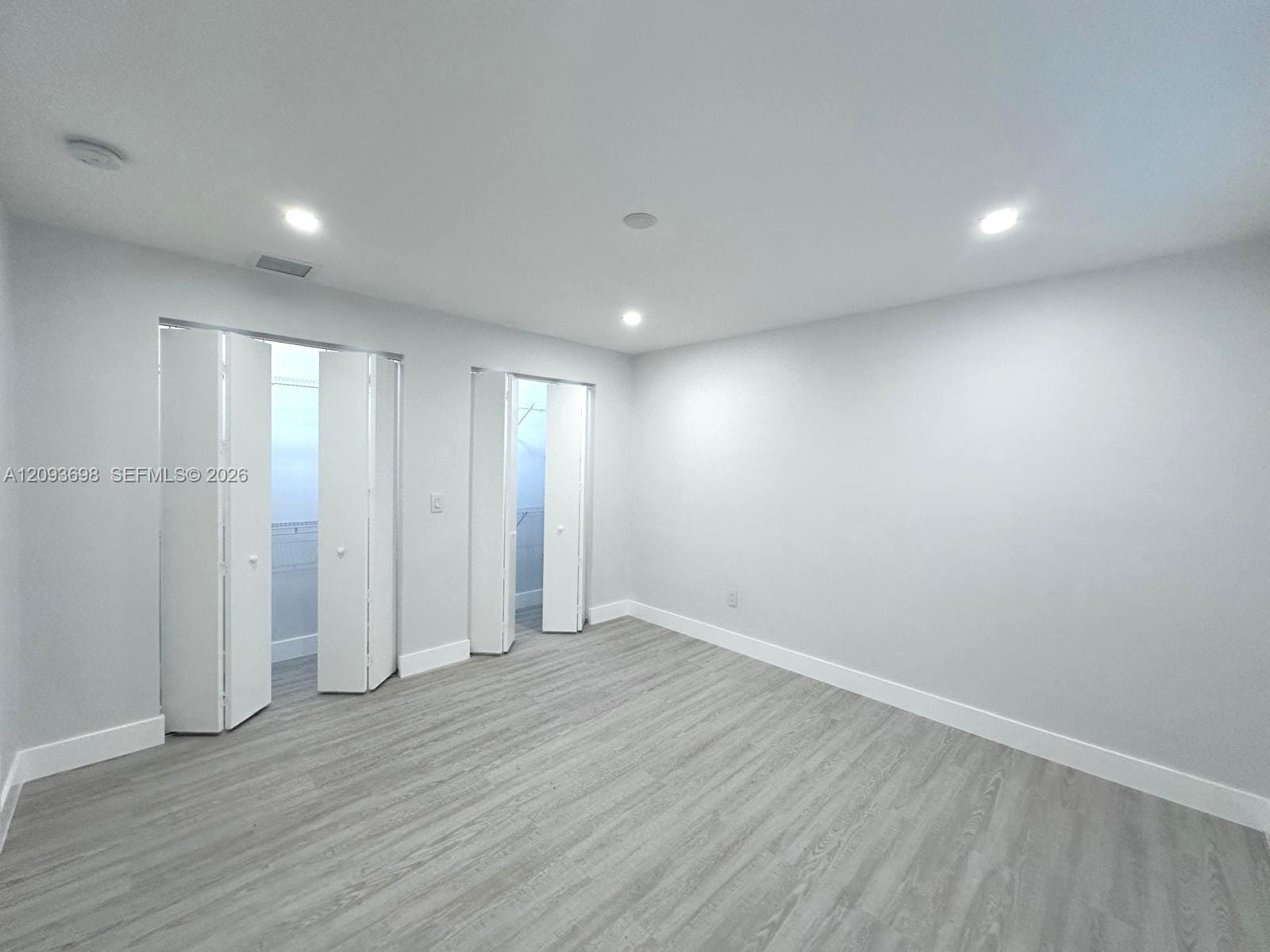 215 Zamora Avenue 9, Coral Gables, FL 33134 photo 7