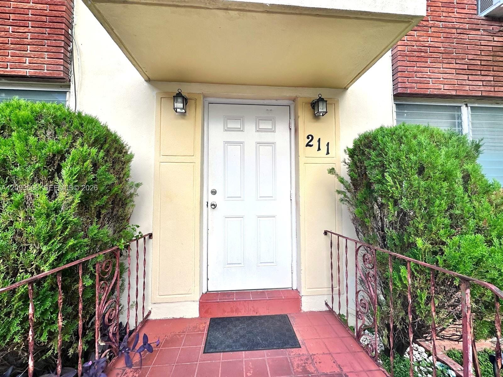 215 Zamora Avenue 9, Coral Gables, FL 33134 photo 10