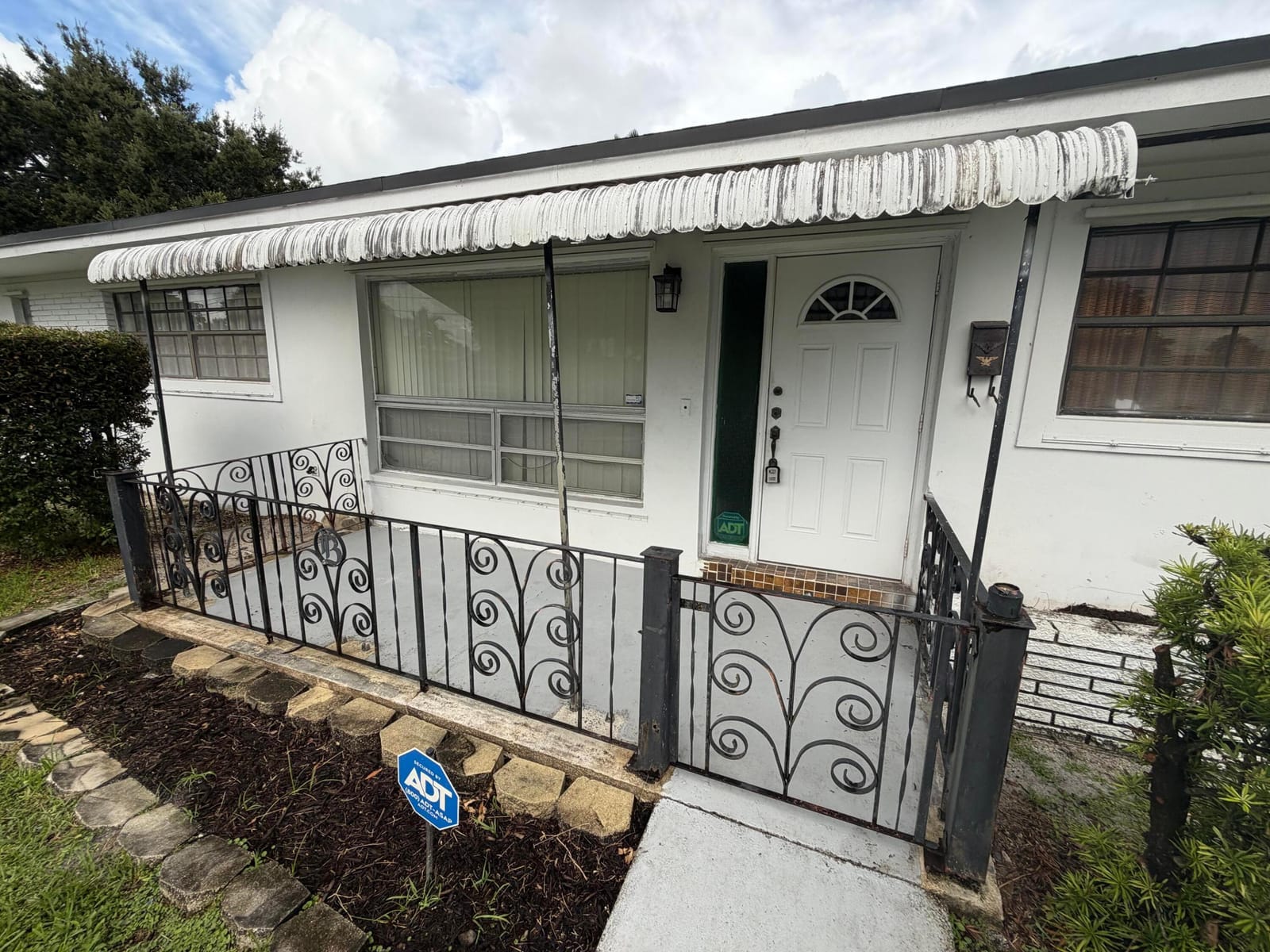 717 SW 2ND Terrace, Dania Beach, FL 33004 photo 2