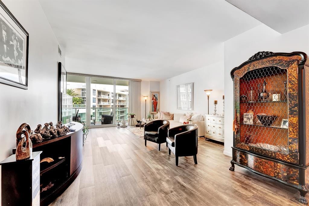500 SE MIZNER Boulevard A710 — photo 5