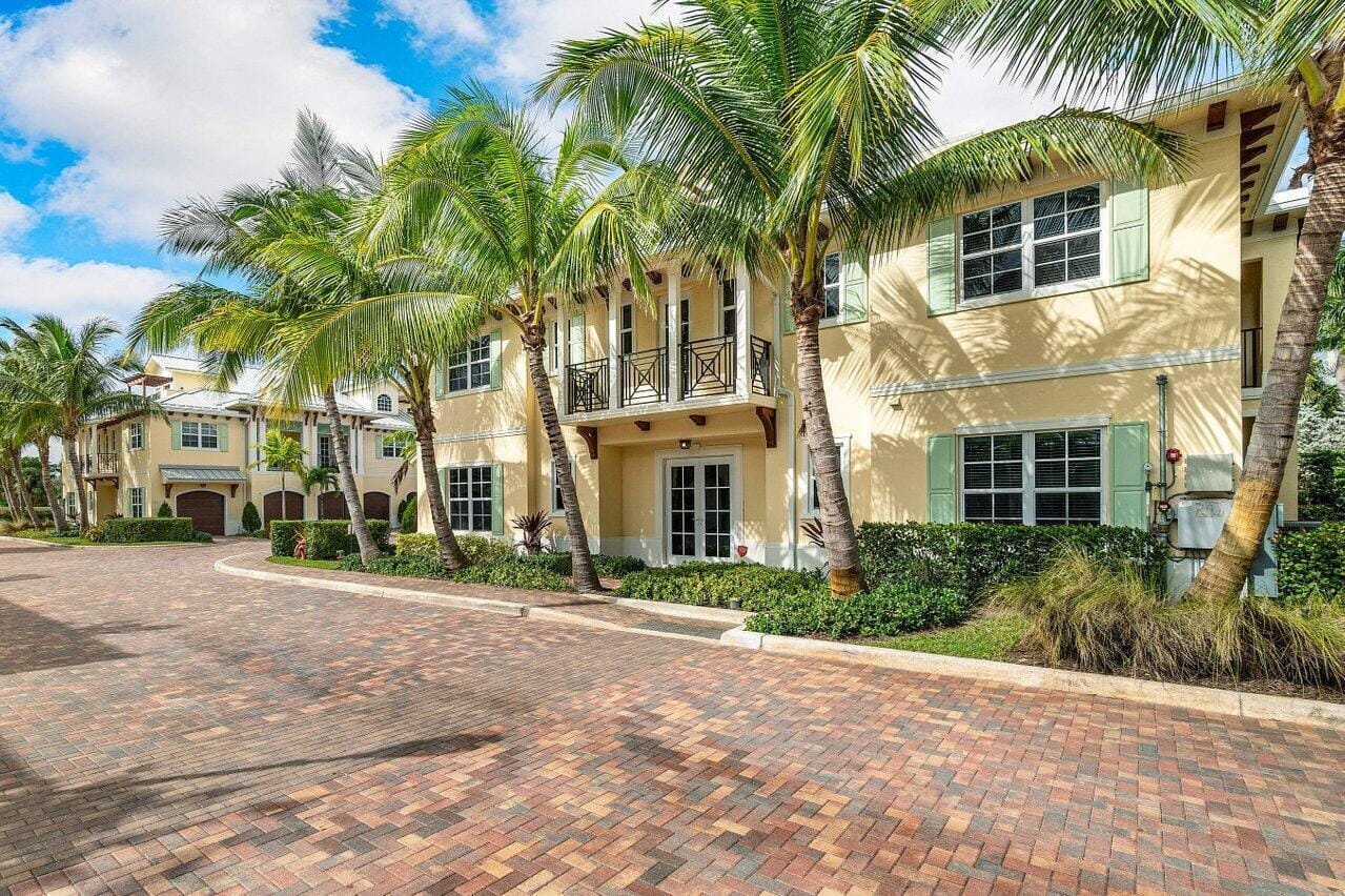 3770 County Line Road A2, Tequesta, FL 33469 photo 5