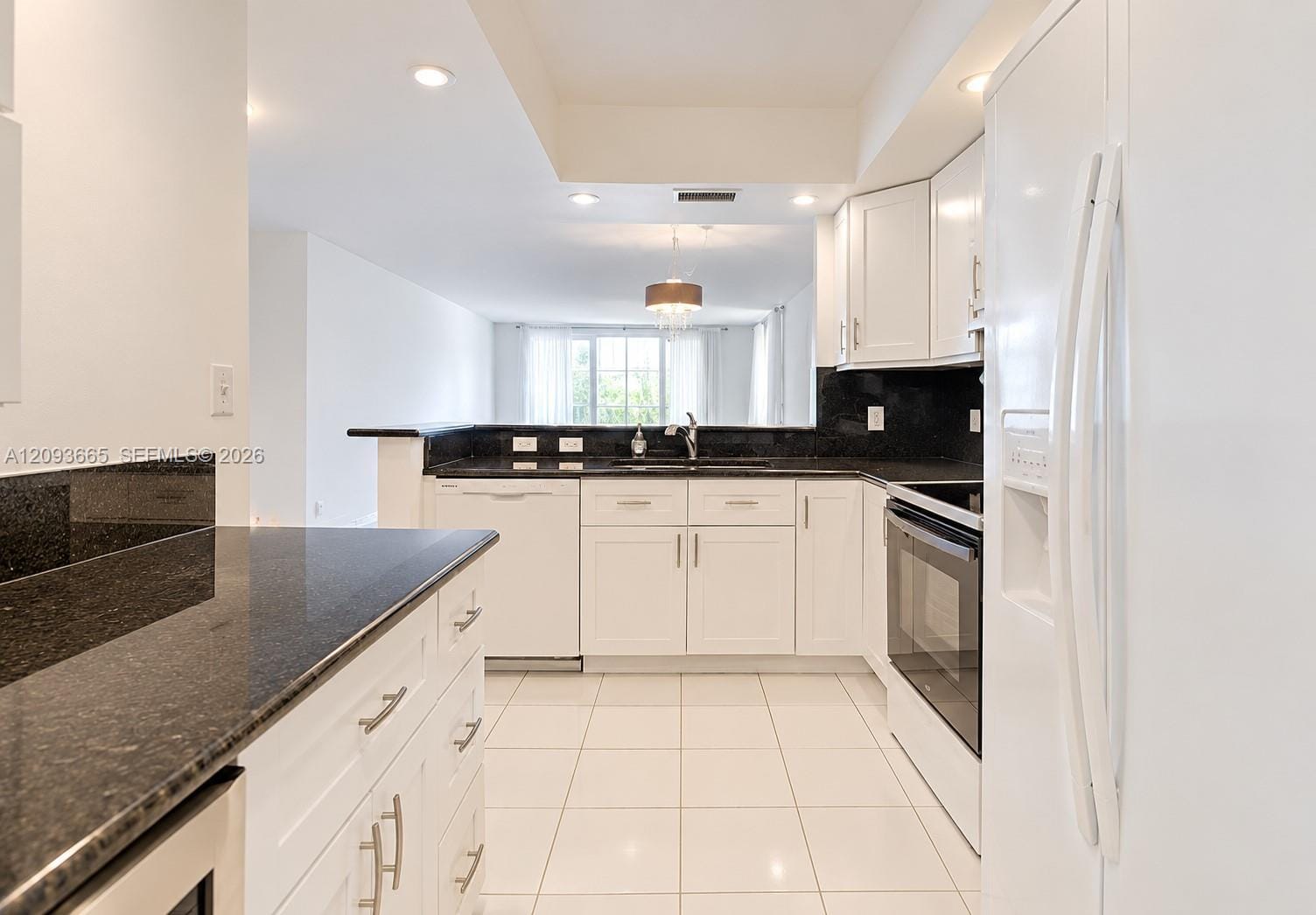 3581 S Ocean Boulevard 2D, South Palm Beach, FL 33480 photo 2