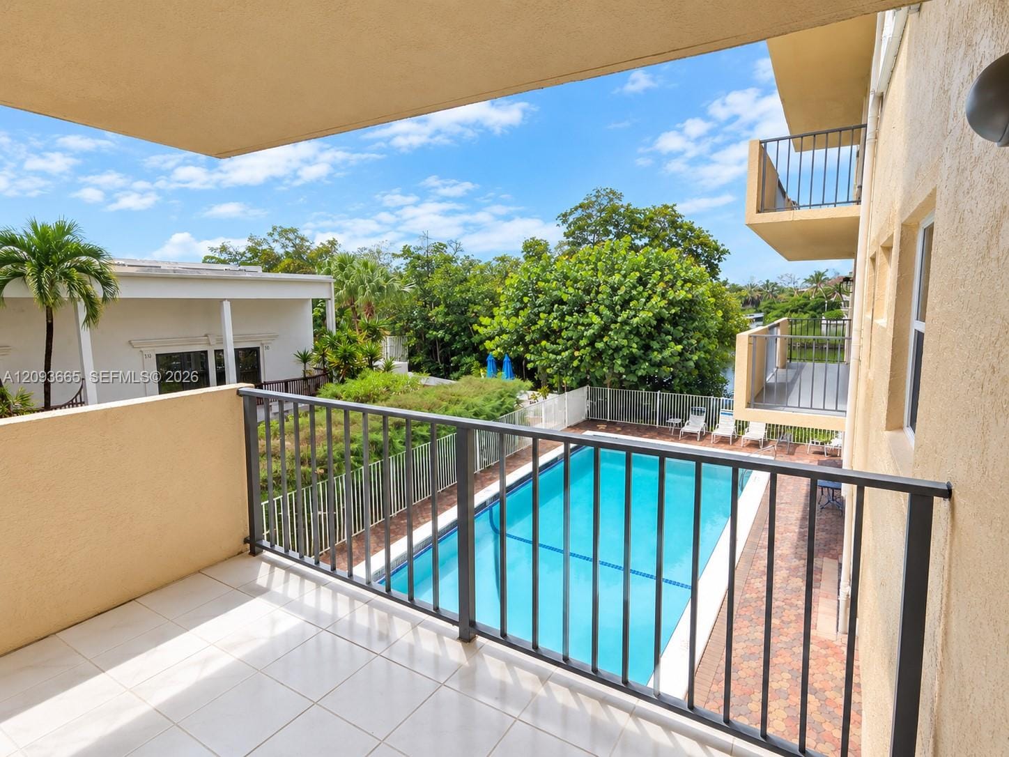 3581 S Ocean Boulevard 2D, South Palm Beach, FL 33480 photo 3