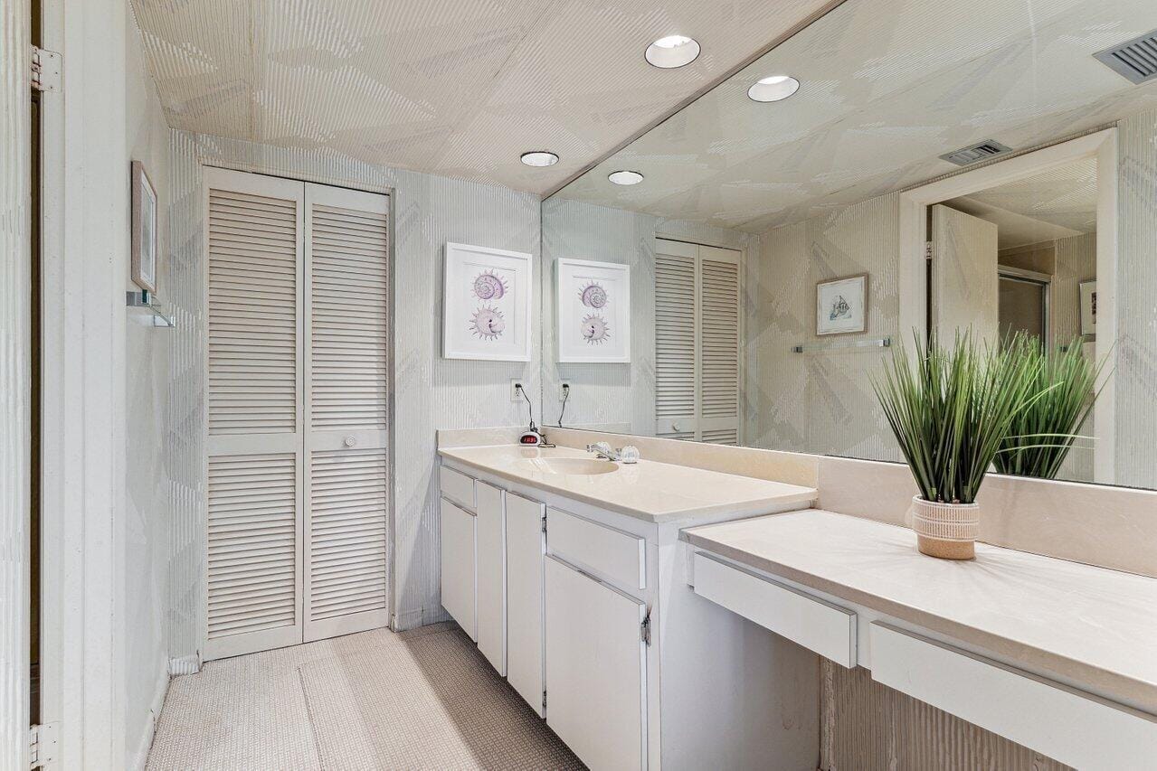 3610 S Ocean Boulevard 502, South Palm Beach, FL 33480 photo 23
