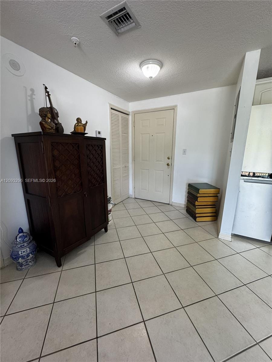 3500 Coral Way 412 — photo 2