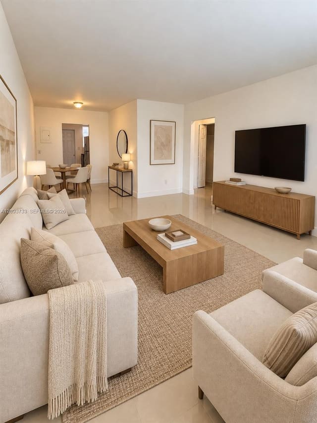 8215 Crespi Boulevard 2, Miami Beach, FL 33141