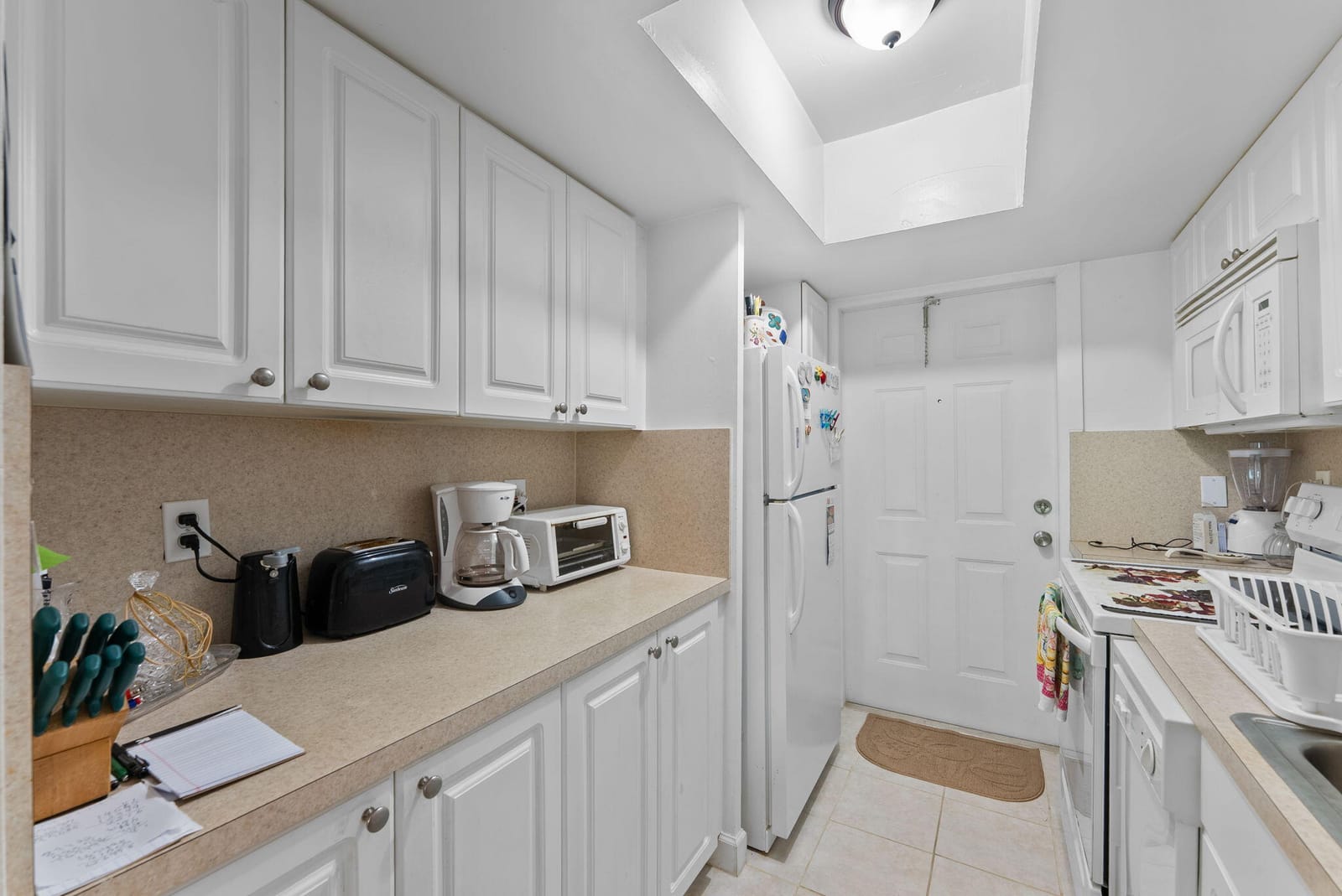 1500 CRESCENT Circle B215 — photo 9