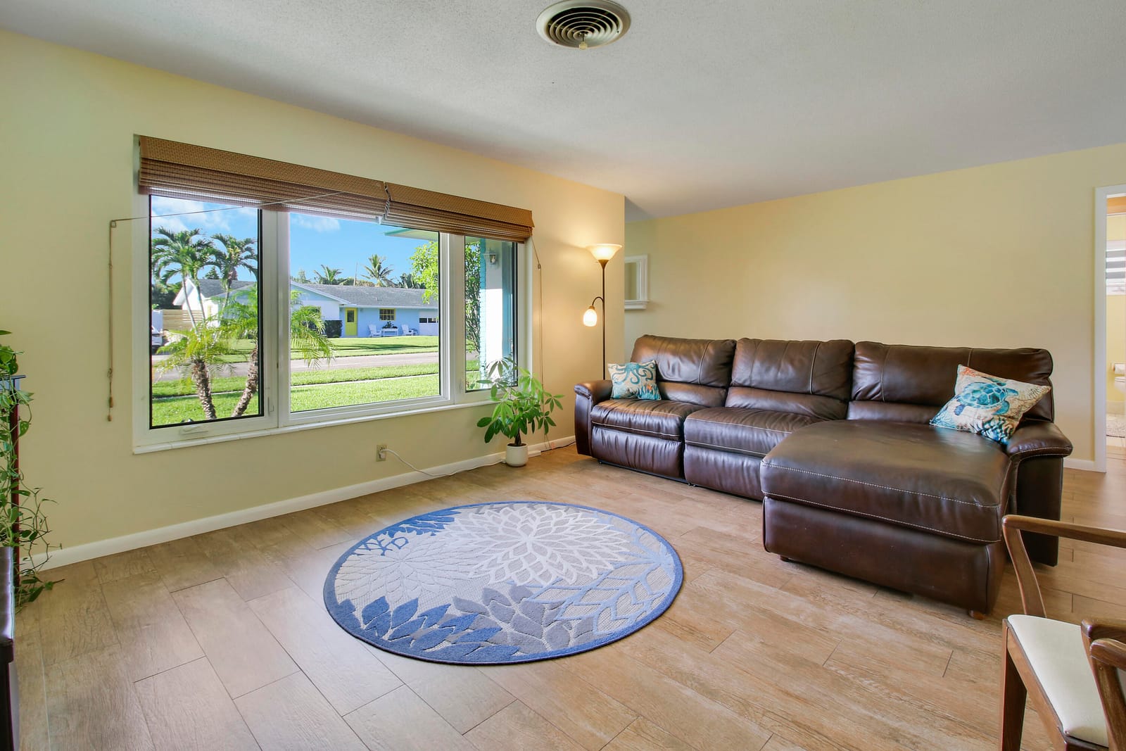 60 Camelia Circle, Tequesta, FL 33469 photo 10