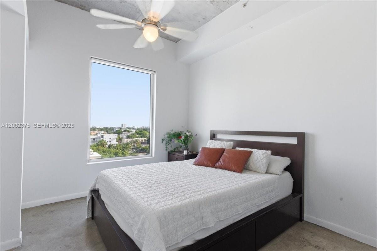 10 S River Drive 806 — photo 9