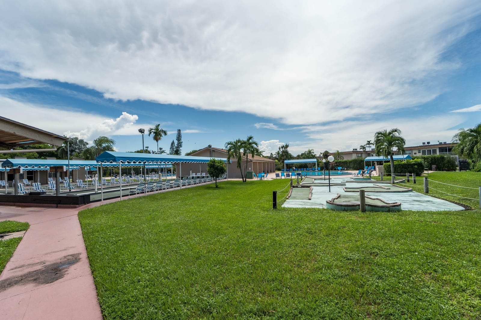 705 Lori Drive 112, Palm Springs, FL 33461 photo 16