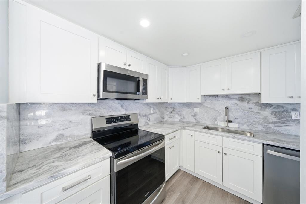 3800 GALT OCEAN Drive PH-14 — photo 9