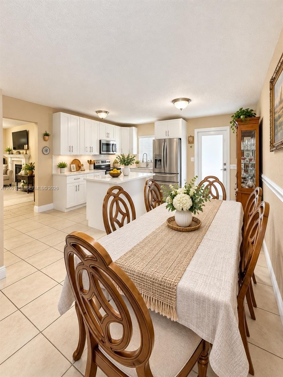 5551 E 4th Avenue — photo 11