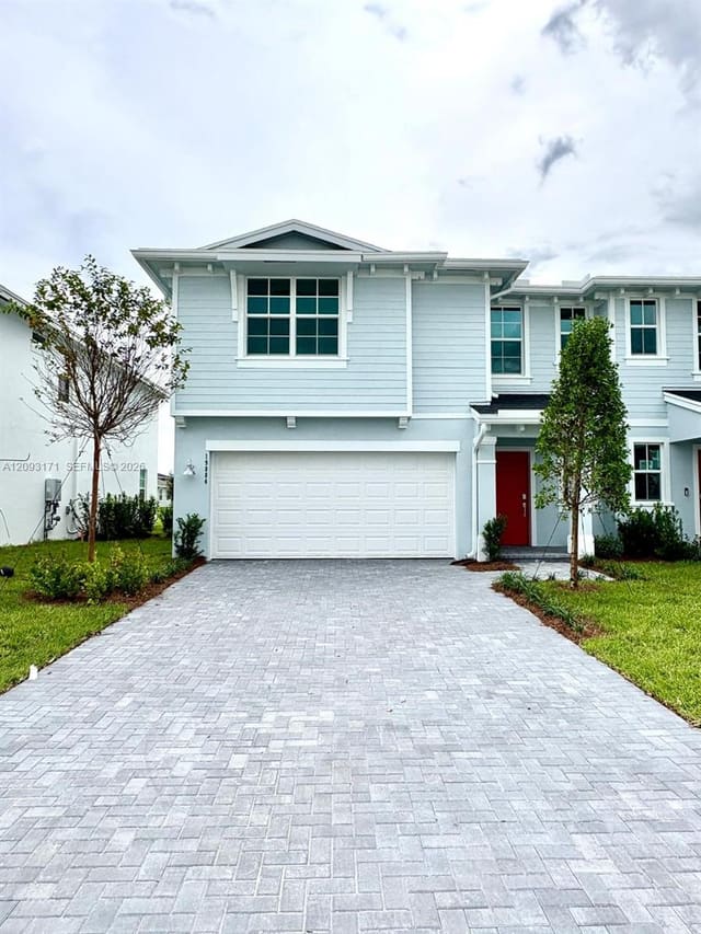 19884 Whispering Creek Road 263, Loxahatchee, FL 33470