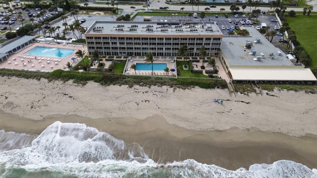 9800 S Ocean Drive 111, Jensen Beach, FL 34957